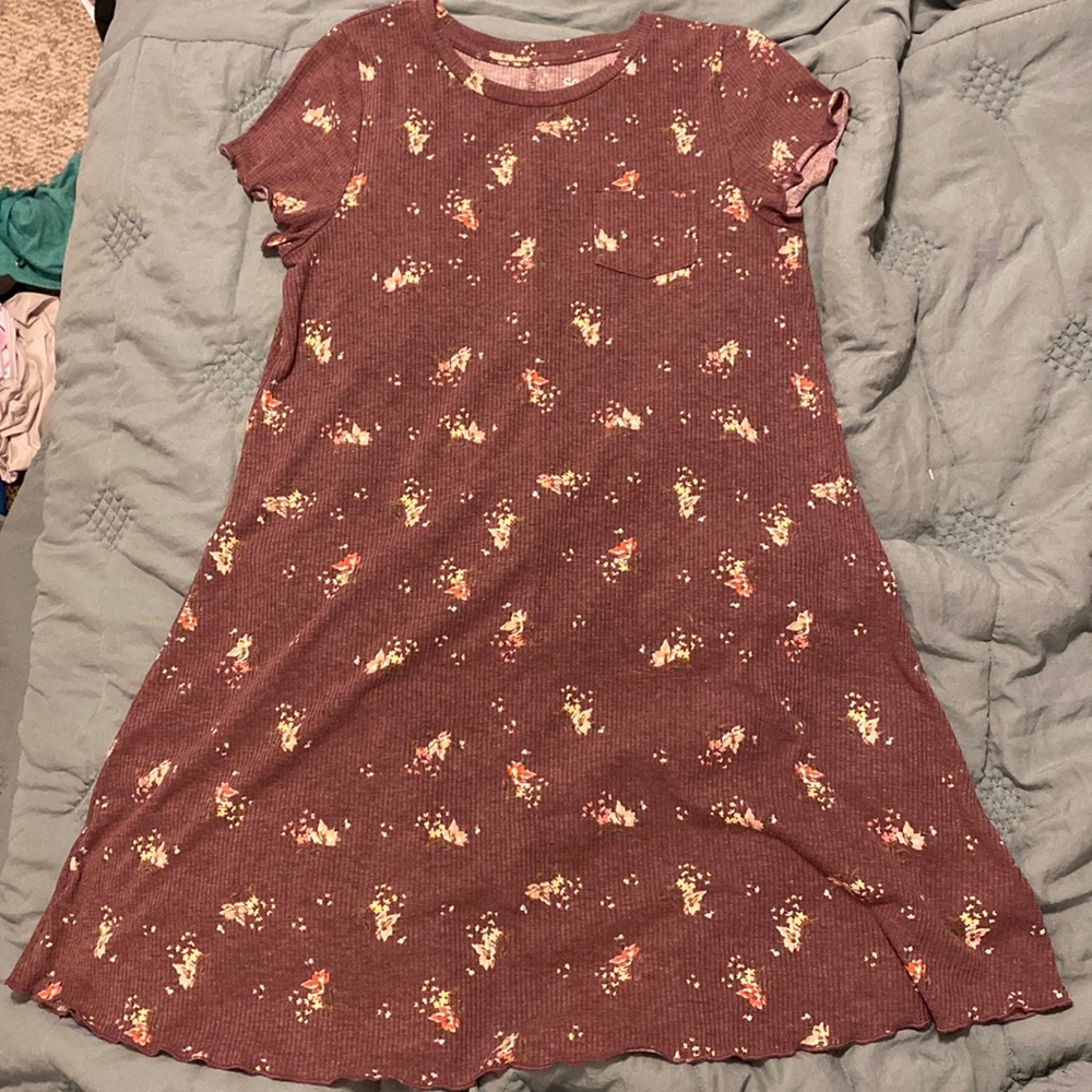 SO brand dress, maroon, floral dress, mid thigh-length, medium, great condition.